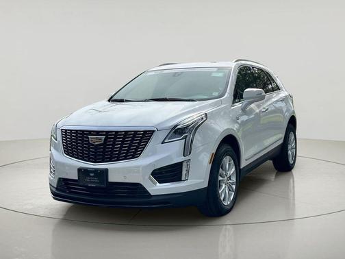 Crystal White Tricoat 2023 Cadillac XT5 Luxury