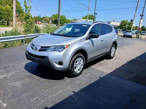 Classic Silver Metallic 2013 Toyota RAV4 LE