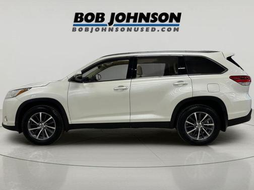 Blizzard Pearl 2019 Toyota Highlander XLE