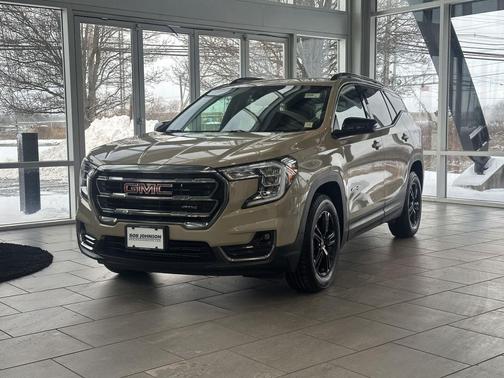 2023 GMC Terrain AWD AT4