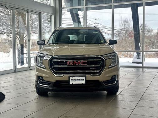 2023 GMC Terrain AWD AT4