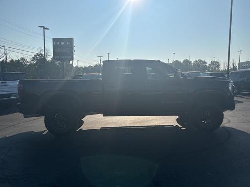 2024 GMC Sierra 2500 AT4