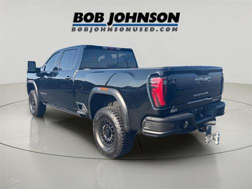 2024 GMC Sierra 2500 AT4