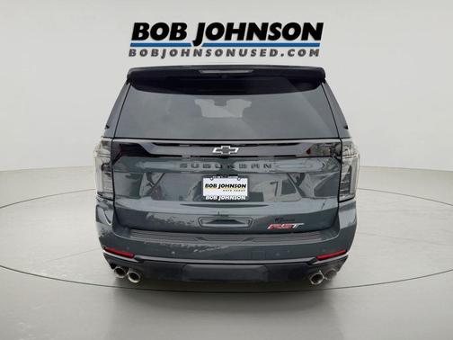 2025 Chevrolet Suburban RST