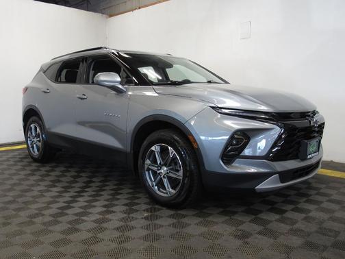Sterling Gray Metallic 2023 Chevrolet Blazer 2LT