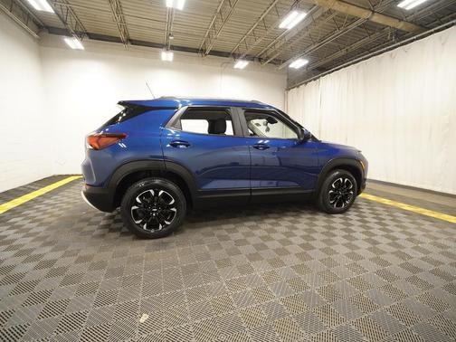 Pacific Blue Metallic 2021 Chevrolet Trailblazer LT