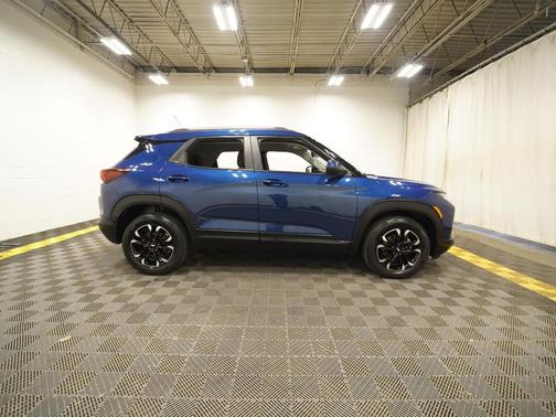 Pacific Blue Metallic 2021 Chevrolet Trailblazer LT