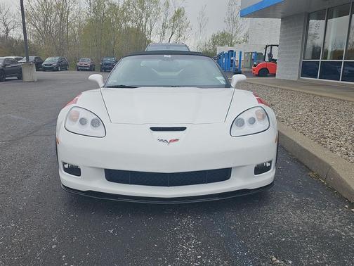 Arctic White 2010 Chevrolet Corvette Grand Sport