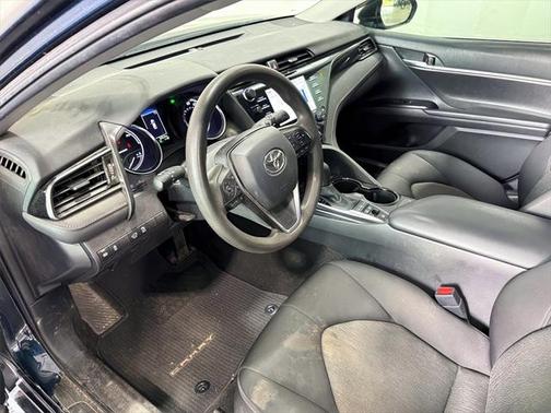 2019 Toyota Camry Hybrid LE