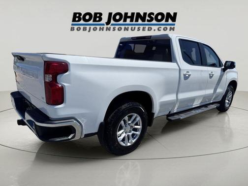 Summit White 2024 Chevrolet Silverado 1500 LT