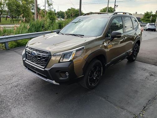 Autumn Green Metallic 2024 Subaru Forester Wilderness