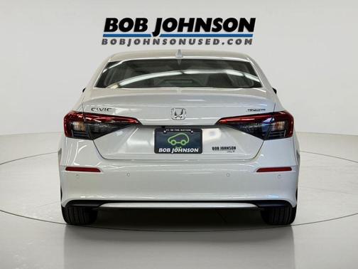 Platinum White Pearl 2024 Honda Civic Touring