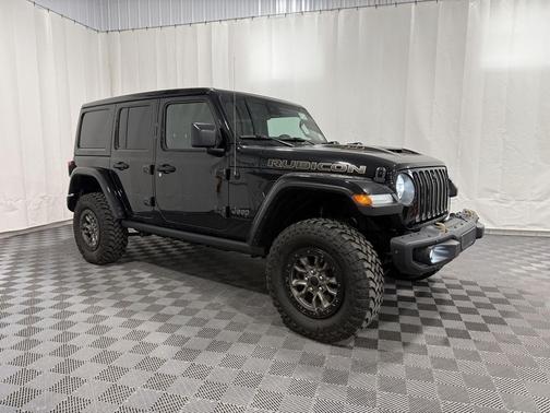 Black Clearcoat 2023 Jeep Wrangler Rubicon 392