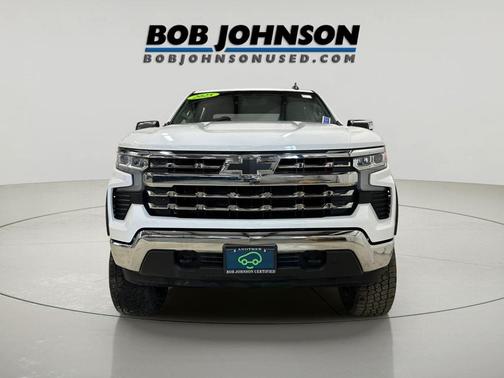 Summit White 2025 Chevrolet Silverado 1500 LT