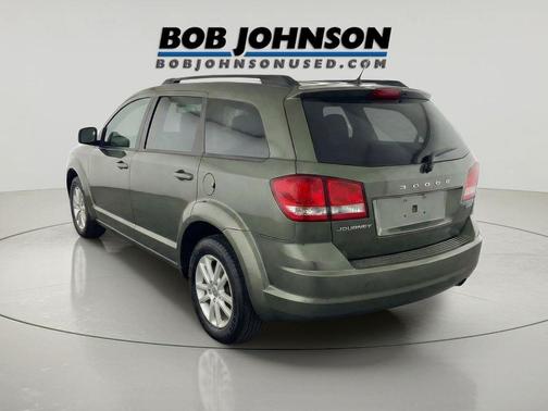 Olive Green Pearlcoat 2018 Dodge Journey SE