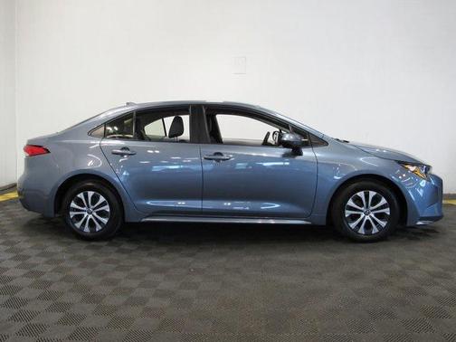 2022 Toyota Corolla Hybrid LE