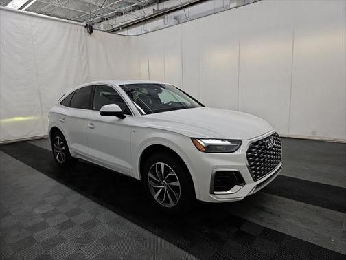 2022 Audi Q5 45 S line Premium