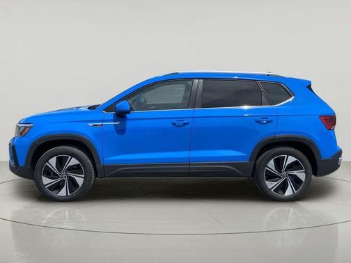 Cornflower Blue 2023 Volkswagen Taos 1.5T SE
