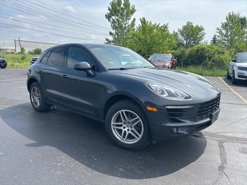 2018 Porsche Macan Base