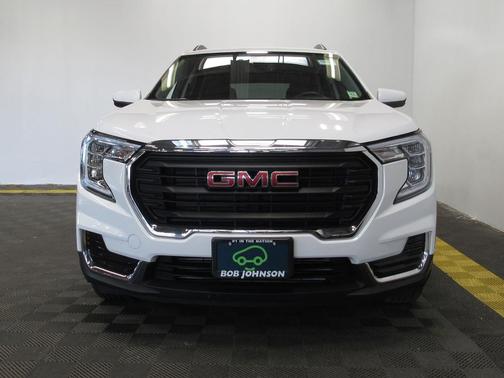 Summit White 2022 GMC Terrain SLE
