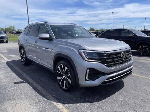 Silver Mist Metallic 2026 Volkswagen Atlas 2.0T SEL Premium R-Line 4MOTION