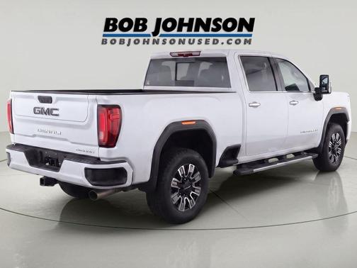 Summit White 2024 GMC Sierra 2500 Denali
