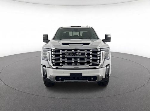 Summit White 2024 GMC Sierra 2500 Denali