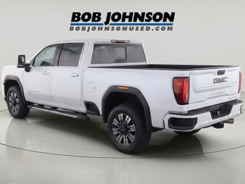 Summit White 2024 GMC Sierra 2500 Denali