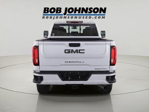 Summit White 2024 GMC Sierra 2500 Denali