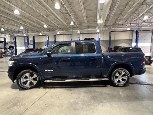 Patriot Blue Pearlcoat 2022 RAM 1500 Laramie