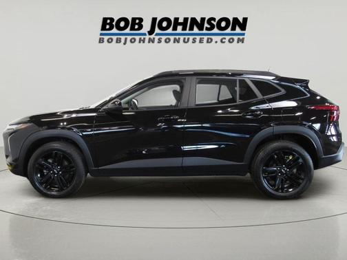 Mosaic Black Metallic 2024 Chevrolet Trax FWD ACTIV