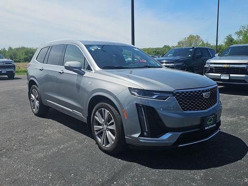 Argent Silver Metallic 2023 Cadillac XT6 Premium Luxury AWD