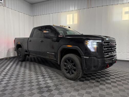 2025 GMC Sierra 2500 AT4
