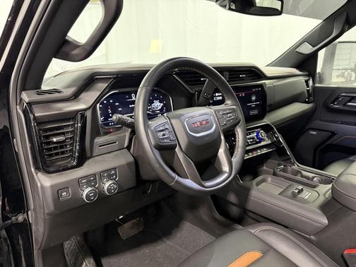 2025 GMC Sierra 2500 AT4
