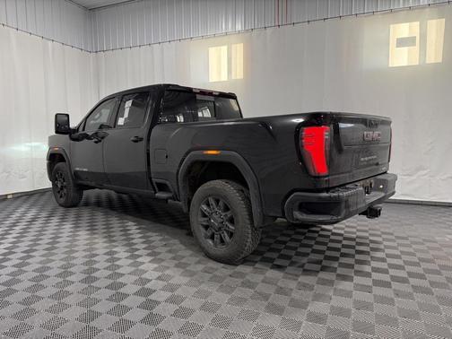 2025 GMC Sierra 2500 AT4