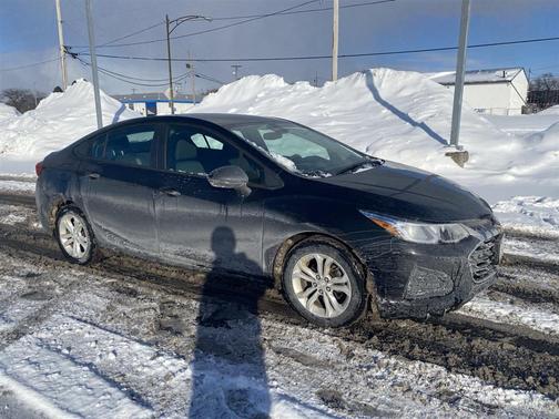 2019 Chevrolet Cruze LS