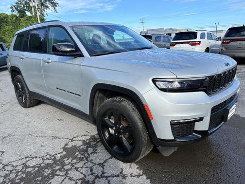 Silver Zynith 2023 Jeep Grand Cherokee L Limited