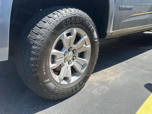 Satin Steel Metallic 2018 Chevrolet Colorado LT