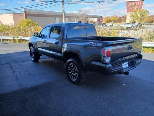 2023 Toyota Tacoma TRD Sport
