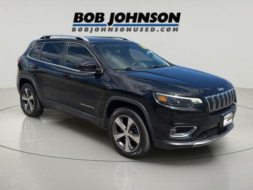 Diamond Black Crystal Pearlcoat 2019 Jeep Cherokee Limited