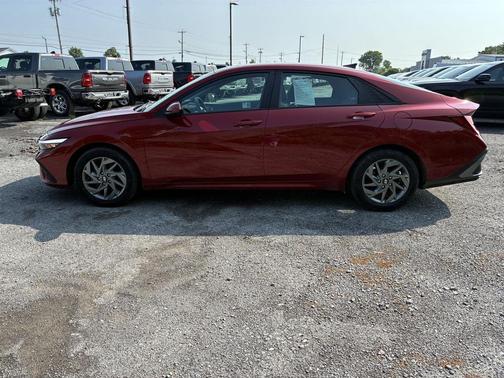 Ultimate Red 2024 Hyundai ELANTRA SEL