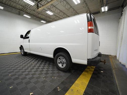 2016 GMC Savana 2500 Work Van