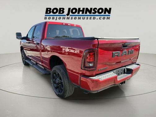Molten Red Pearlcoat 2026 RAM 2500 Big Horn Crew Cab 4x4 6'4' Box