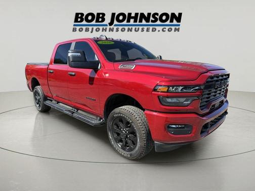Molten Red Pearlcoat 2026 RAM 2500 Big Horn Crew Cab 4x4 6'4' Box