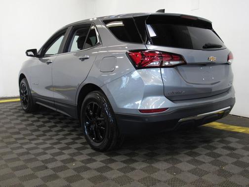 Sterling Gray Metallic 2024 Chevrolet Equinox 1LT