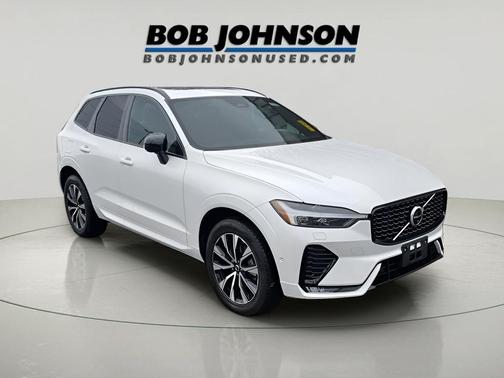 2025 Volvo XC60 B5 Plus