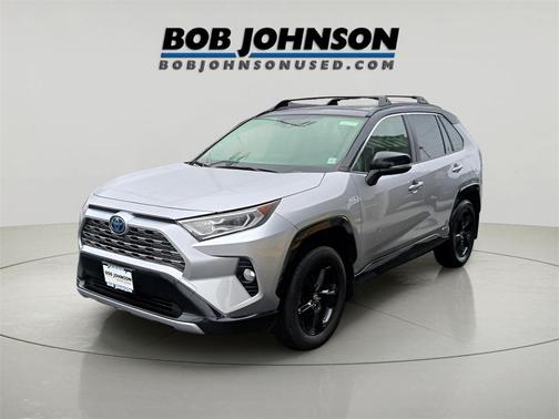 2020 Toyota RAV4 Hybrid SE