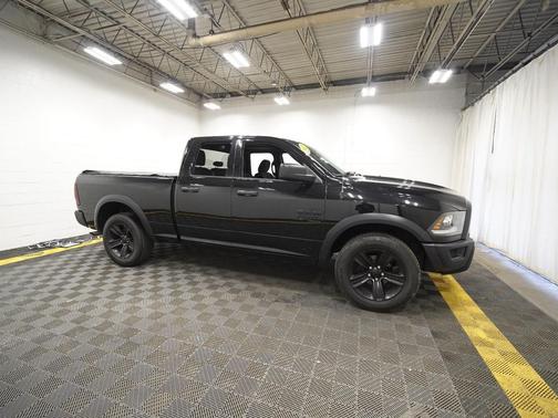 Diamond Black Crystal Pearlcoat 2021 RAM 1500 Classic Warlock Quad Cab 4x4 6'4' Box
