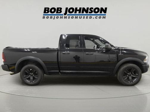 Diamond Black Crystal Pearlcoat 2021 RAM 1500 Classic Warlock Quad Cab 4x4 6'4' Box