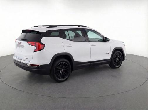Summit White 2022 GMC Terrain AWD AT4